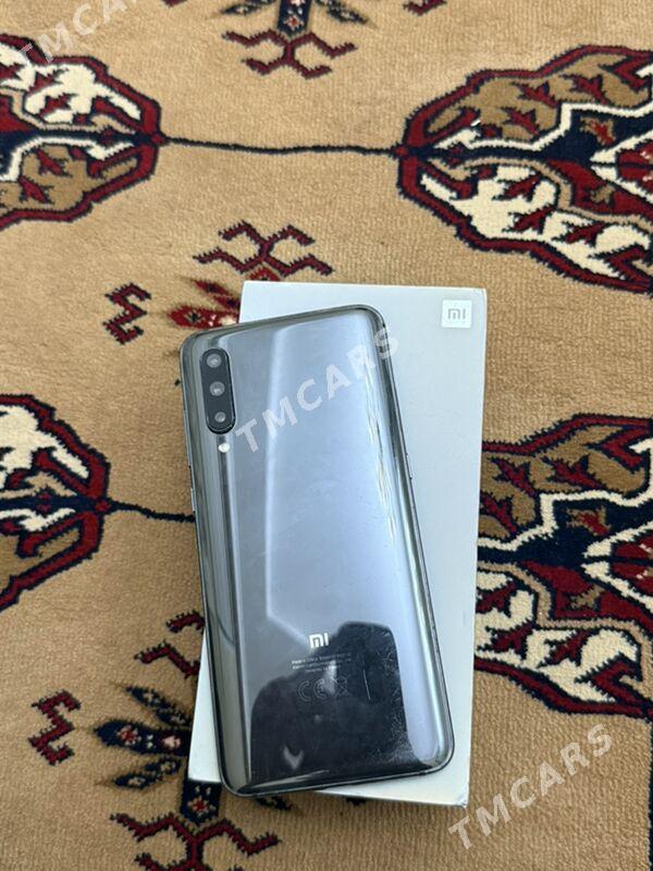 Xiaomi 9 6/128 - 6 mkr - img 2