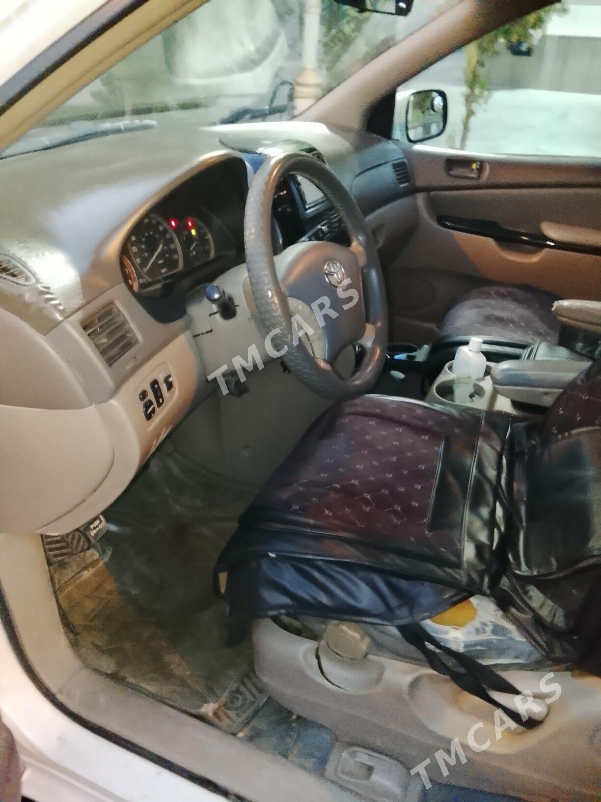 Toyota Sienna 2004 - 165 000 TMT - Ашхабад - img 10