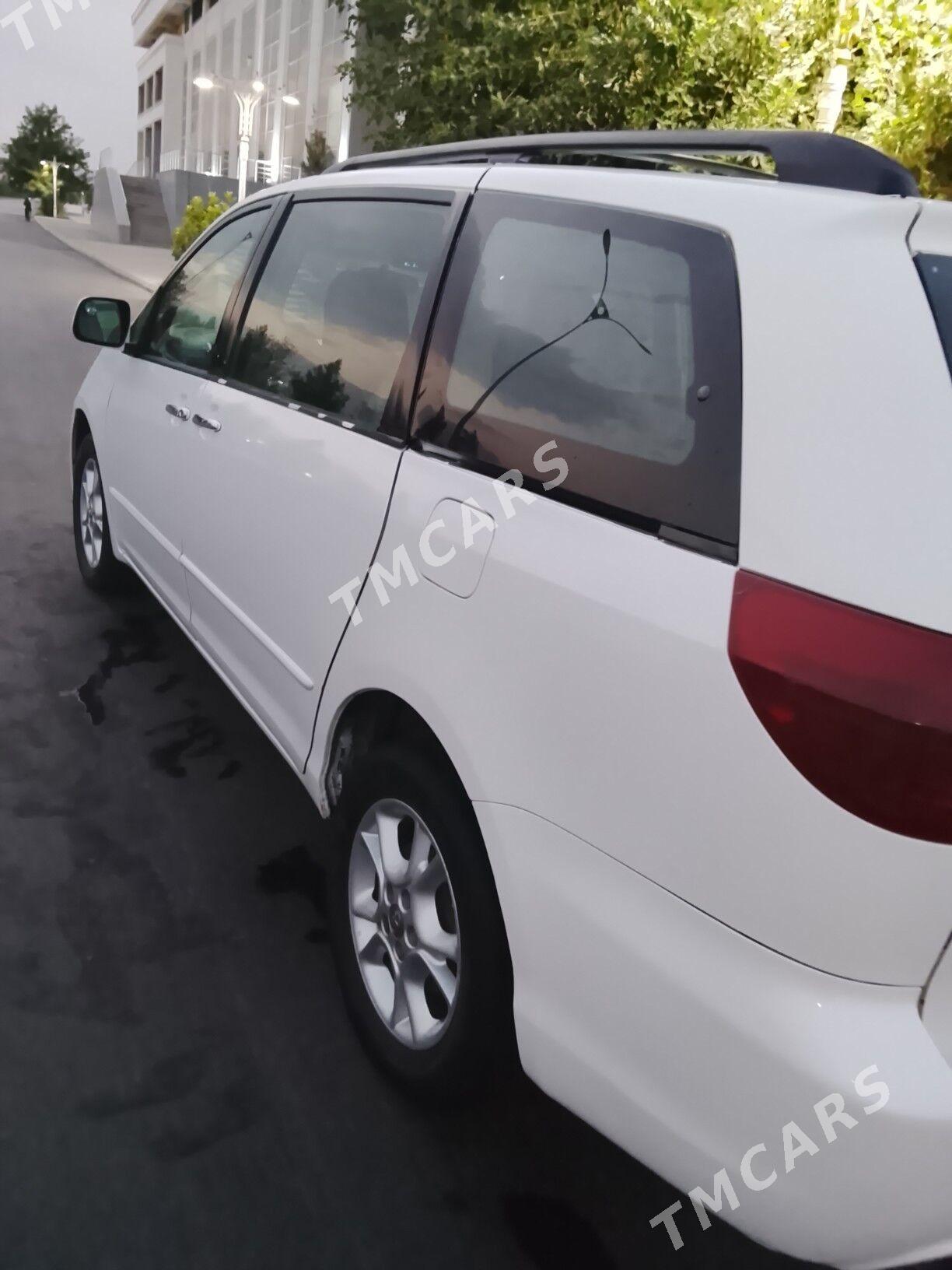 Toyota Sienna 2004 - 165 000 TMT - Ашхабад - img 5