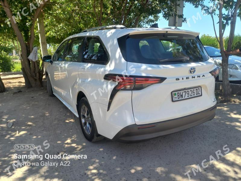 Toyota Sienna 2021 - 495 000 TMT - Дашогуз - img 3