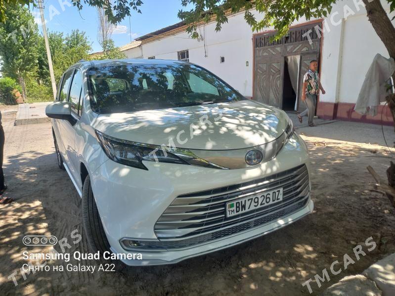 Toyota Sienna 2021 - 495 000 TMT - Дашогуз - img 6