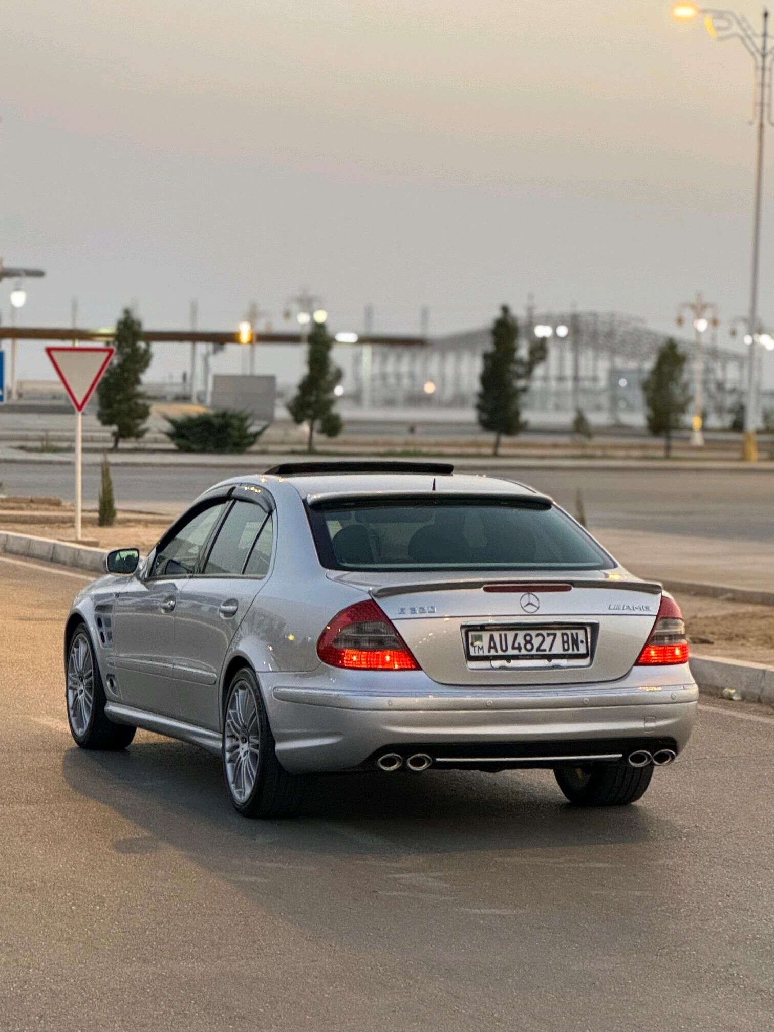 Mercedes-Benz E320 2003 - 155 000 TMT - Балканабат - img 7