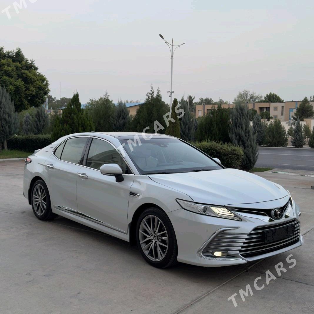 Toyota Camry 2022 - 565 500 TMT - Ашхабад - img 3