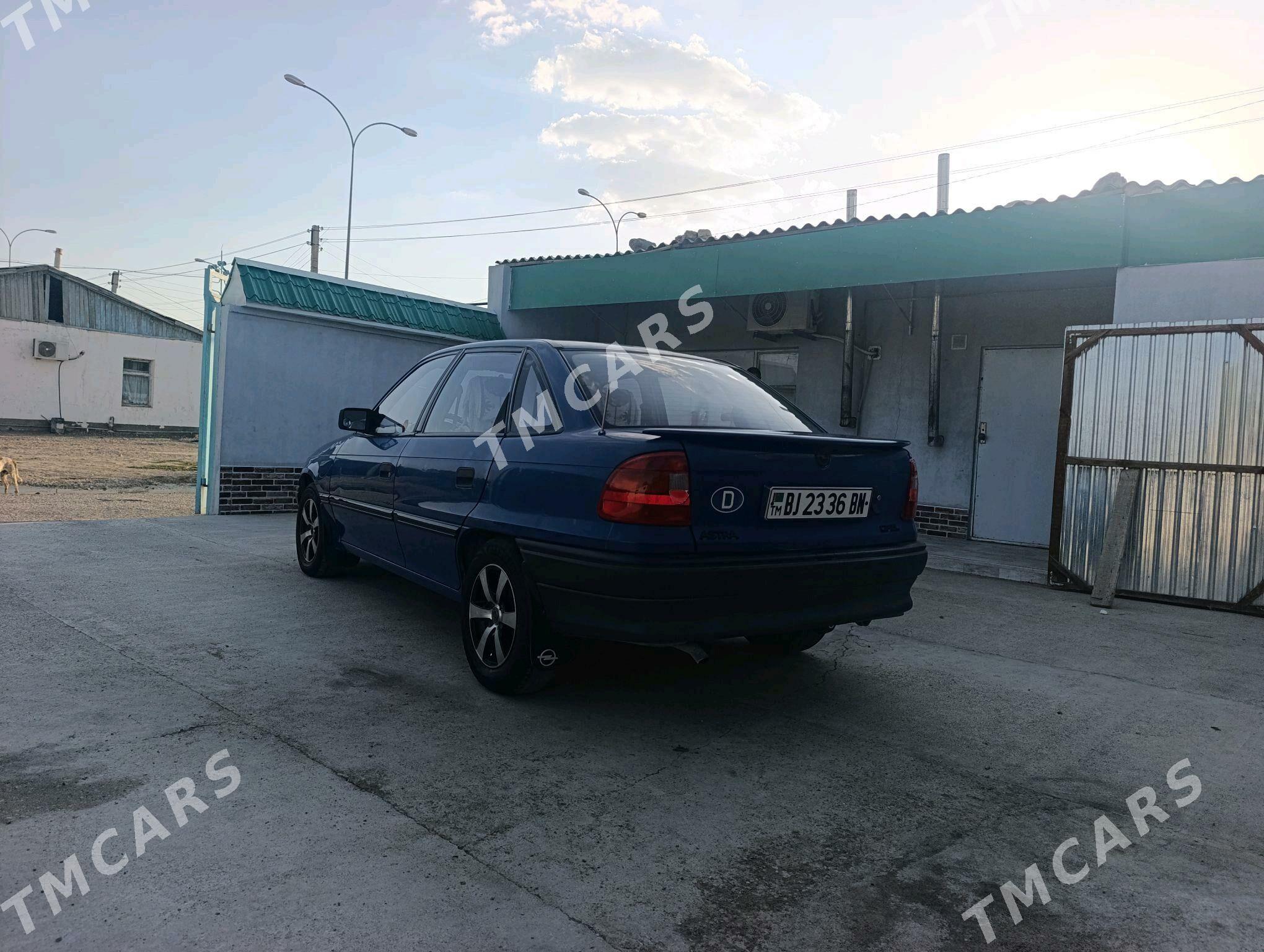 Opel Astra 1993 - 50 000 TMT - Гызыларбат - img 3