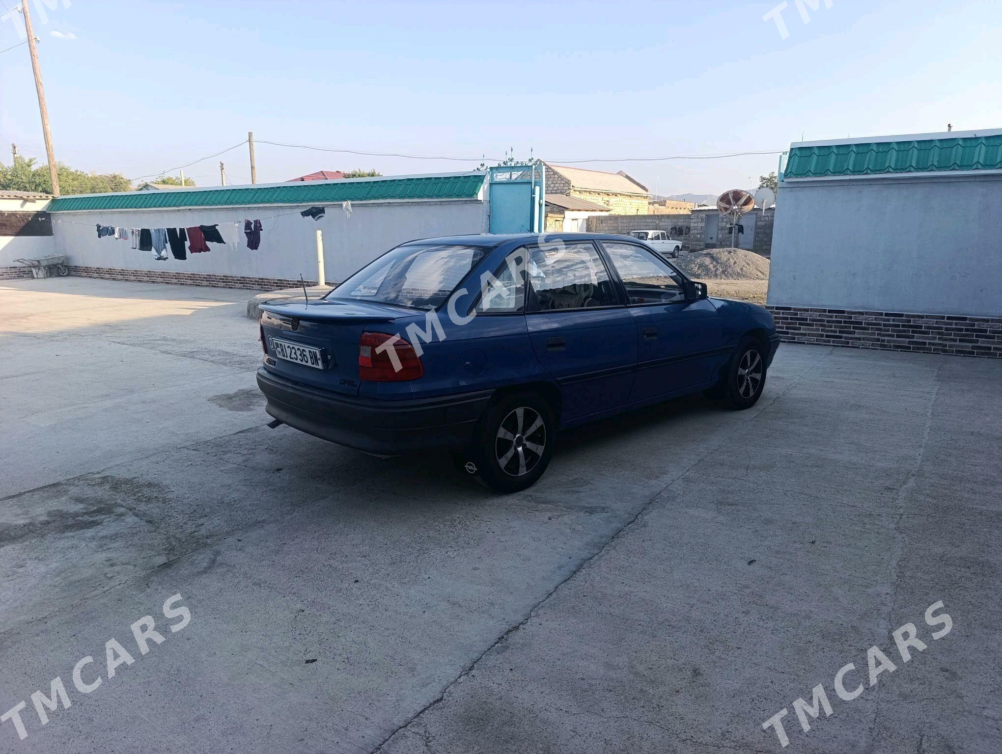 Opel Astra 1993 - 50 000 TMT - Гызыларбат - img 4