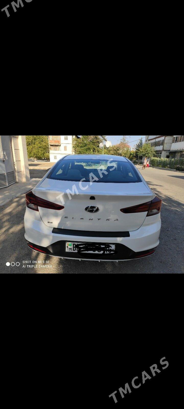 Hyundai Elantra 2020 - 199 000 TMT - Ашхабад - img 3