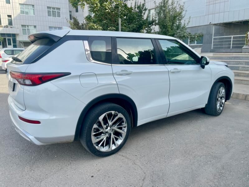 Mitsubishi Outlander 2022 - 335 000 TMT - Ашхабад - img 5