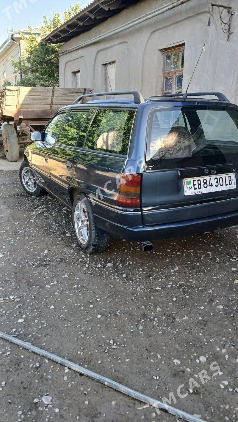 Opel Astra 1996 - 50 000 TMT - Дянев - img 7
