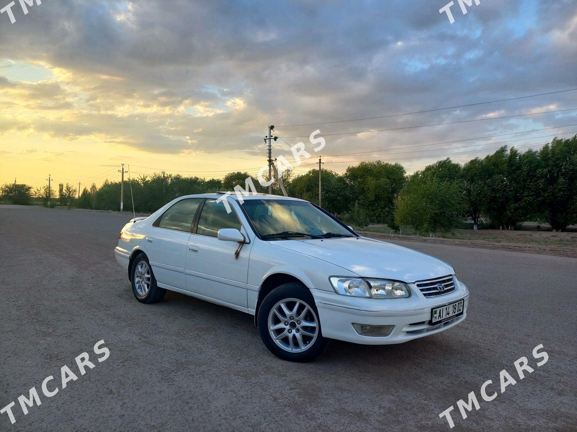 Toyota Camry 1999 - 140 000 TMT - Boldumsaz - img 3