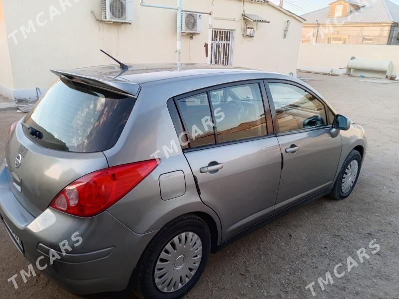 Nissan Versa 2010 - 110 000 TMT - Балканабат - img 5