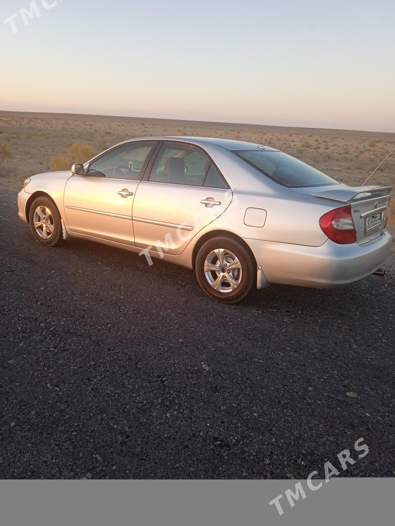 Toyota Camry 2002 - 155 000 TMT - Darganata - img 7