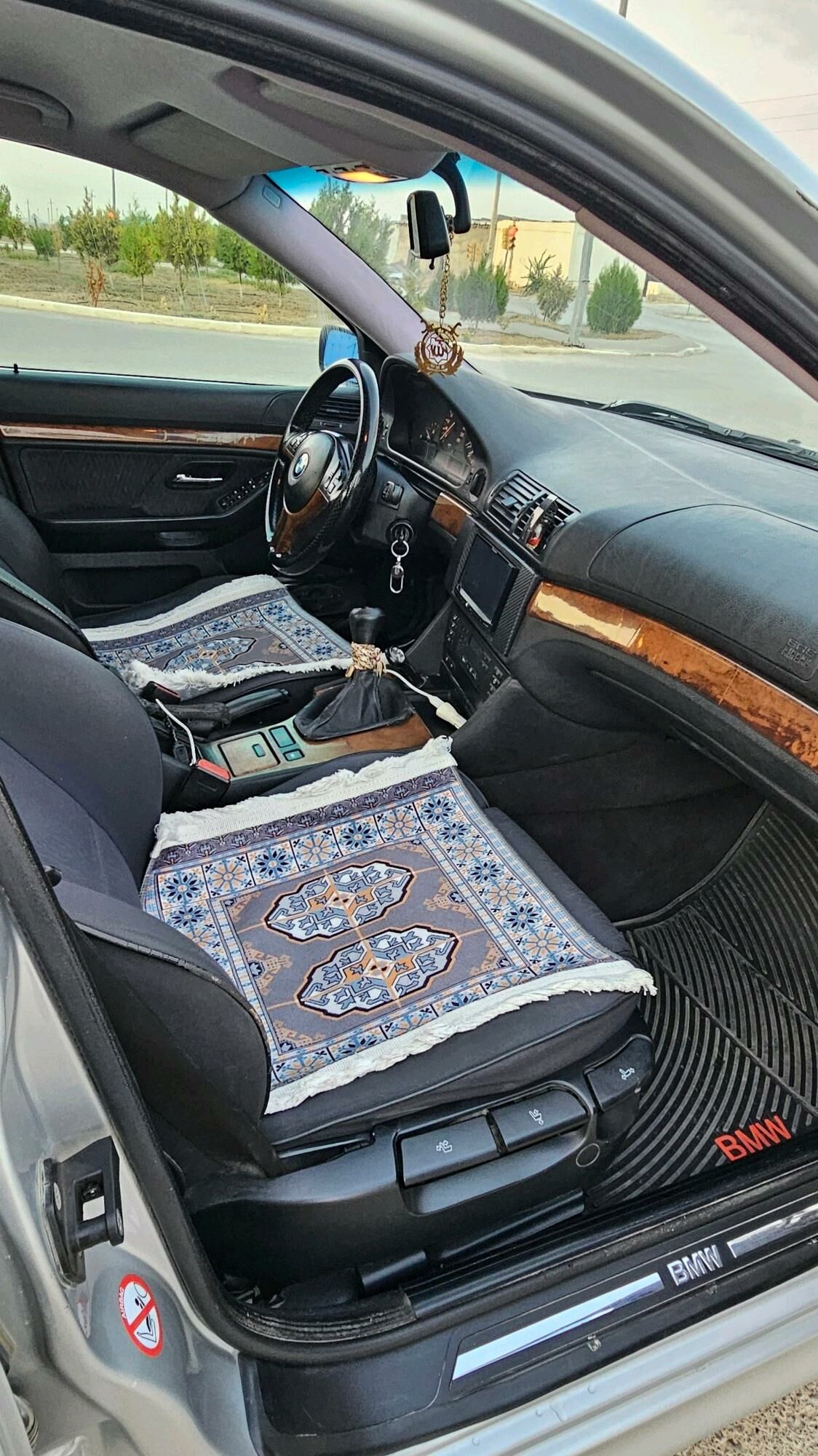BMW 528 2001 - 135 000 TMT - Бахарден - img 6