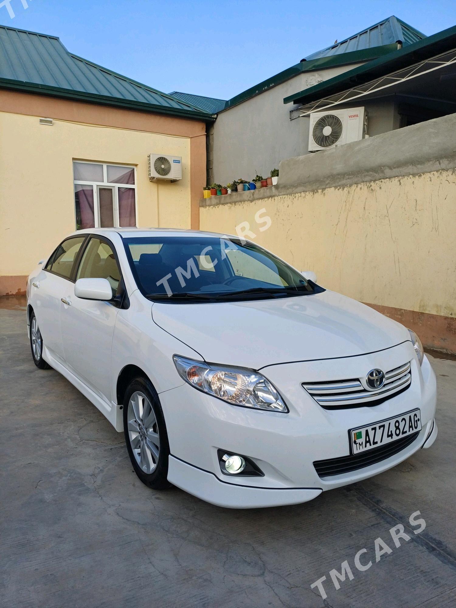 Toyota Corolla 2010 - 160 000 TMT - Kim raýon - img 3