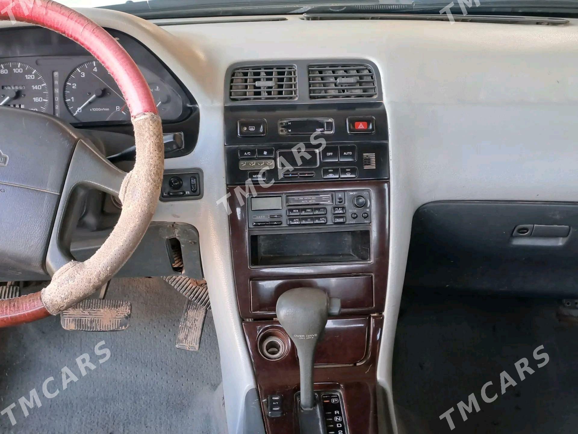 Nissan Cefiro 1995 - 25 000 TMT - Ёлётен - img 4
