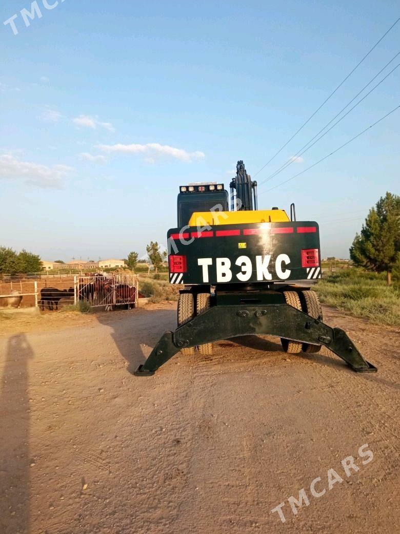 Caterpillar Excavator 2003 - 400 000 TMT - Гарабекевюл - img 4