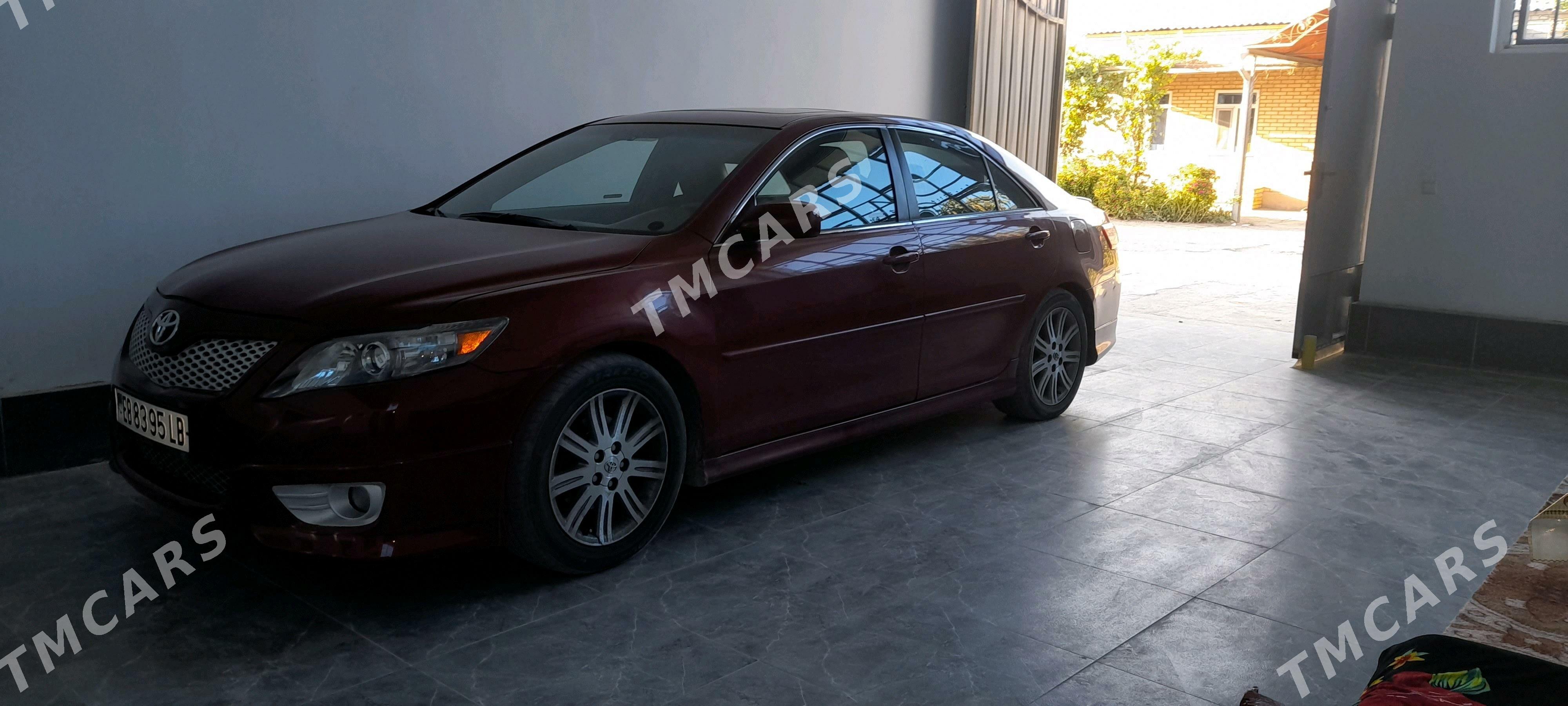 Toyota Camry 2010 - 180 000 TMT - Farap - img 2