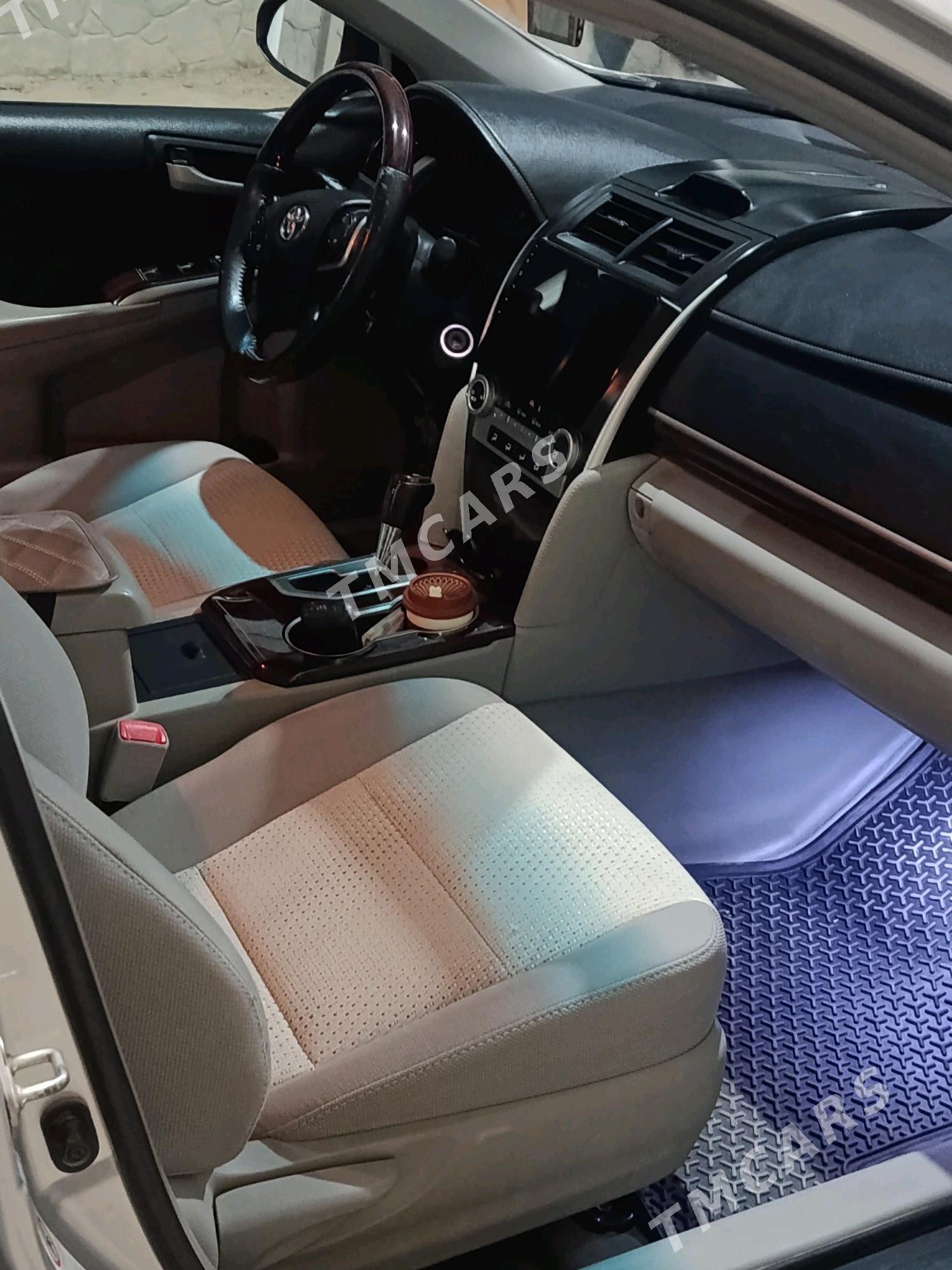 Toyota Camry 2013 - 230 000 TMT - Мары - img 5