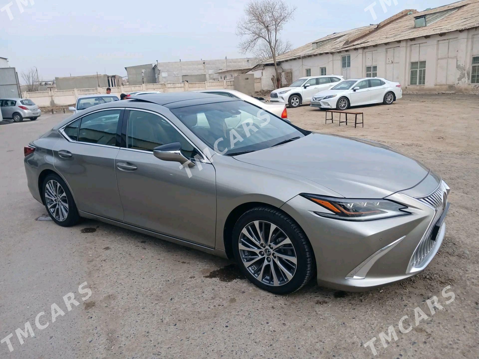 Lexus ES 350 2019 - 518 000 TMT - Mary - img 5