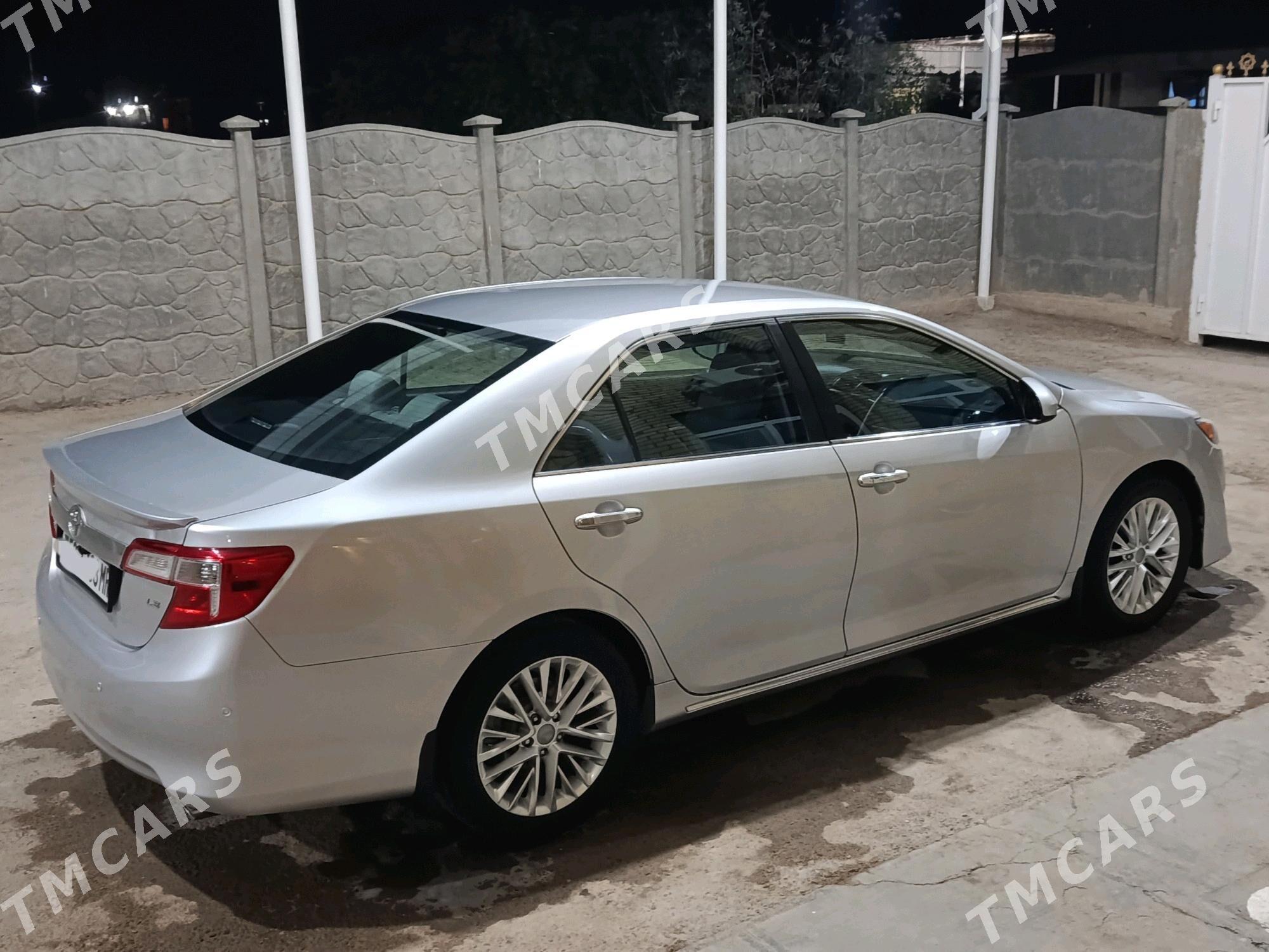 Toyota Camry 2013 - 230 000 TMT - Мары - img 7