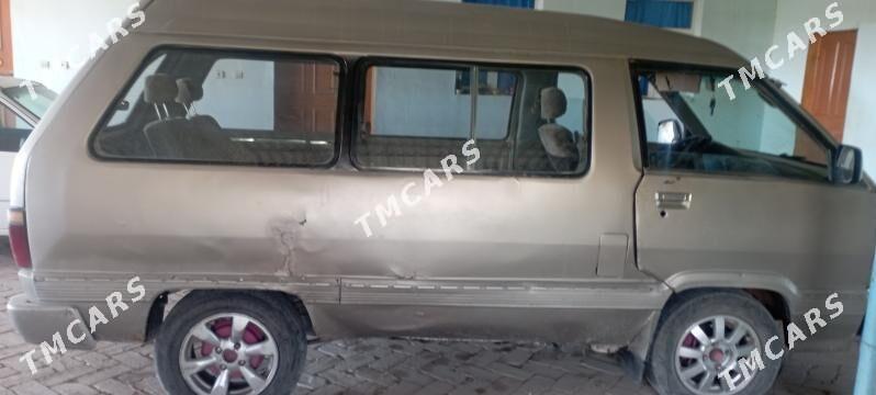 Toyota Town Ace 1993 - 20 000 TMT - Халач - img 3