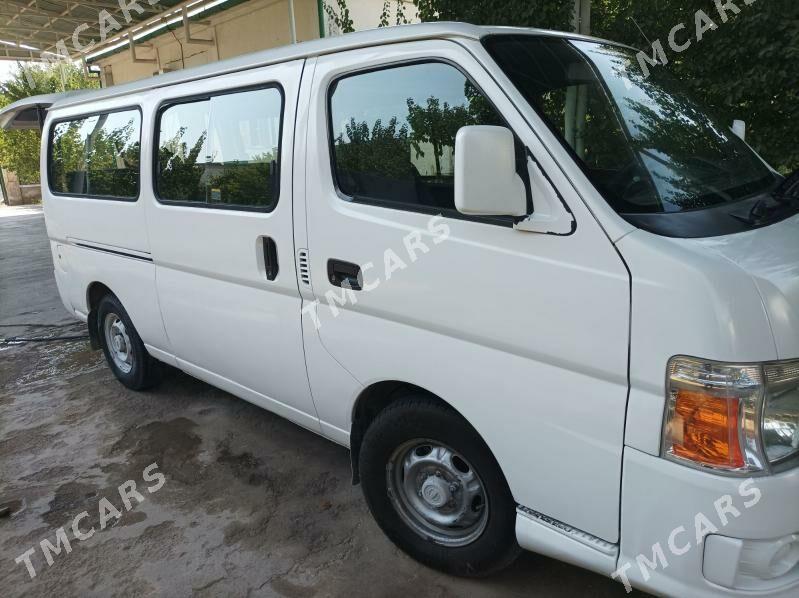 Nissan Urvan 2008 - 115 000 TMT - Гёкдепе - img 3