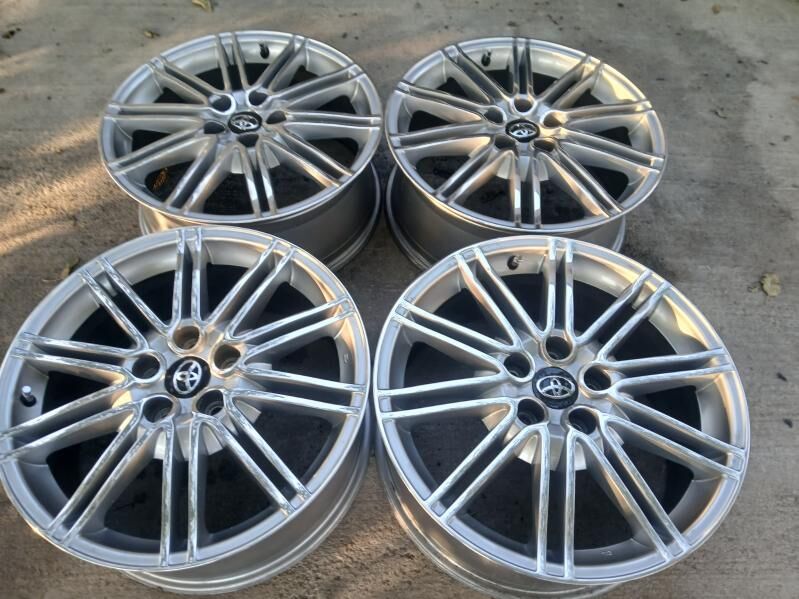 Camry Disga Ariginal 18lik 3 200 TMT - Бедев - img 3