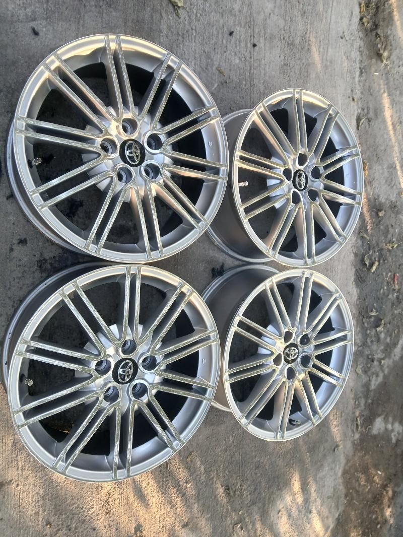 Camry Disga Ariginal 18lik 3 200 TMT - Бедев - img 2