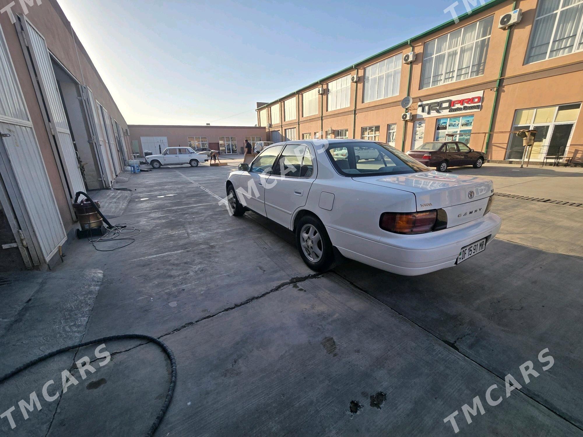 Toyota Camry 1995 - 89 000 TMT - Мары - img 5