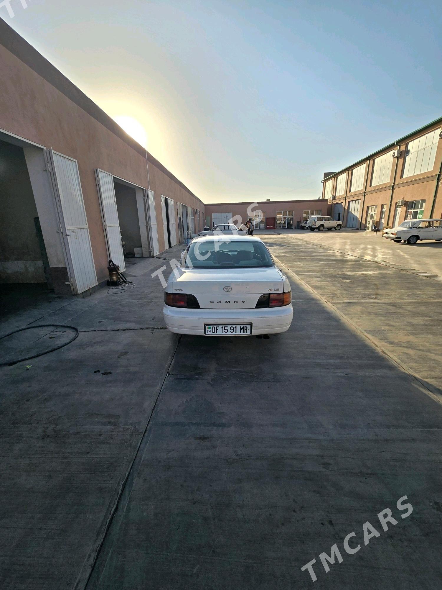 Toyota Camry 1995 - 89 000 TMT - Мары - img 6