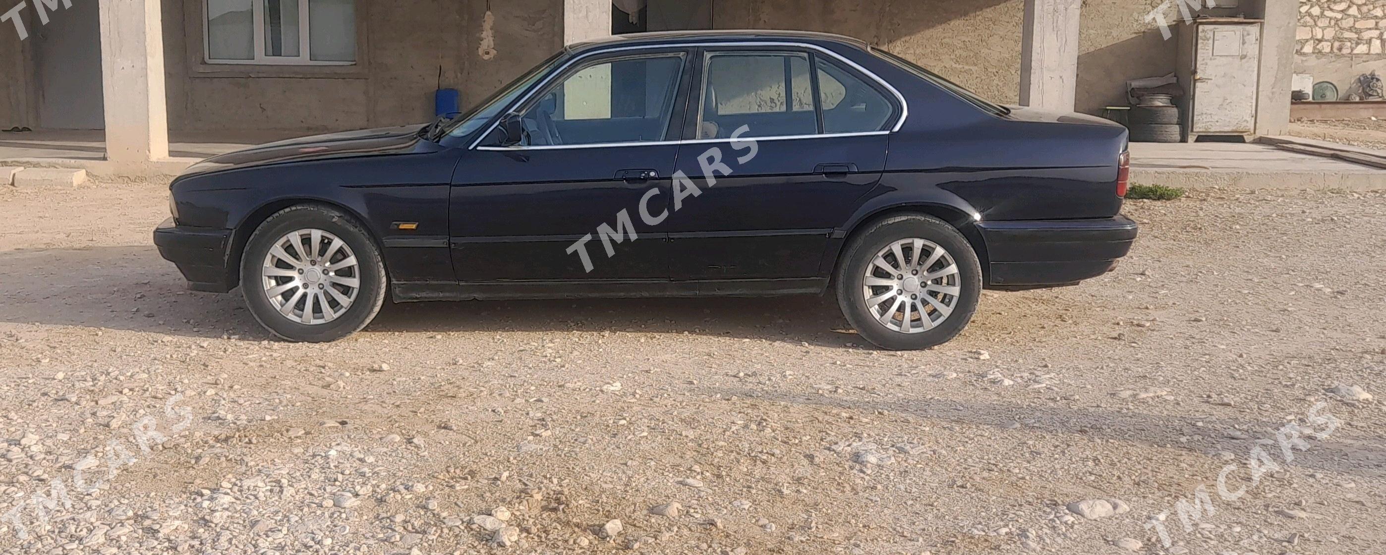 BMW 525 1989 - 33 000 TMT - Balkanabat - img 2