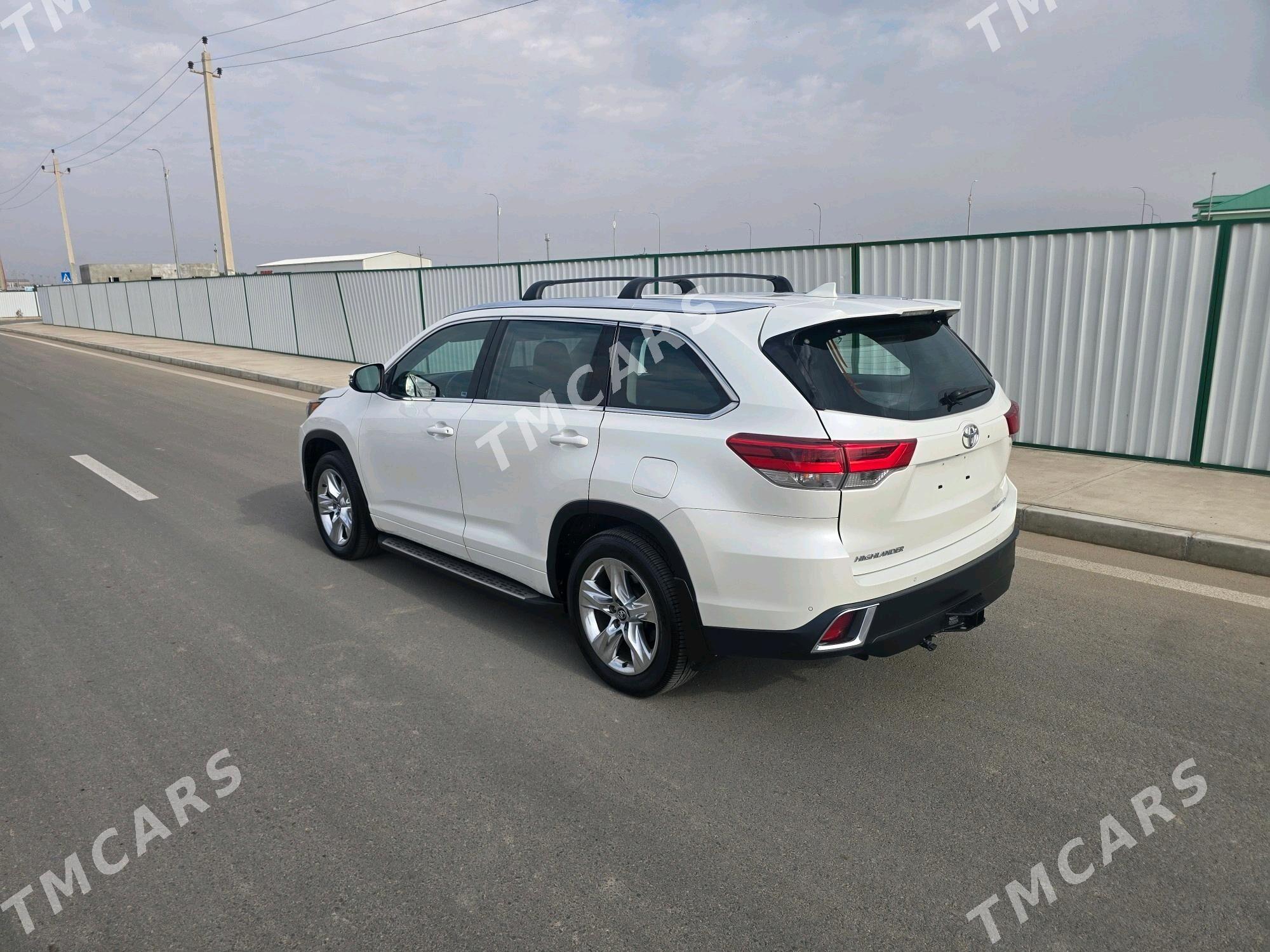 Toyota Highlander 2019 - 530 000 TMT - Мары - img 3