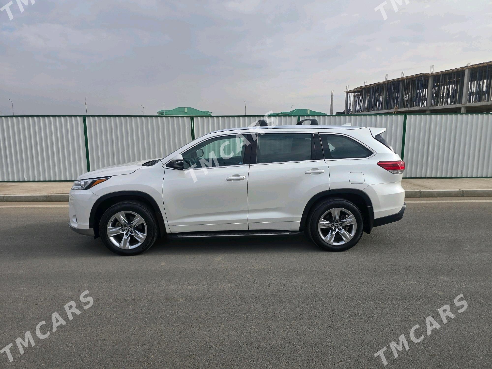 Toyota Highlander 2019 - 530 000 TMT - Мары - img 5