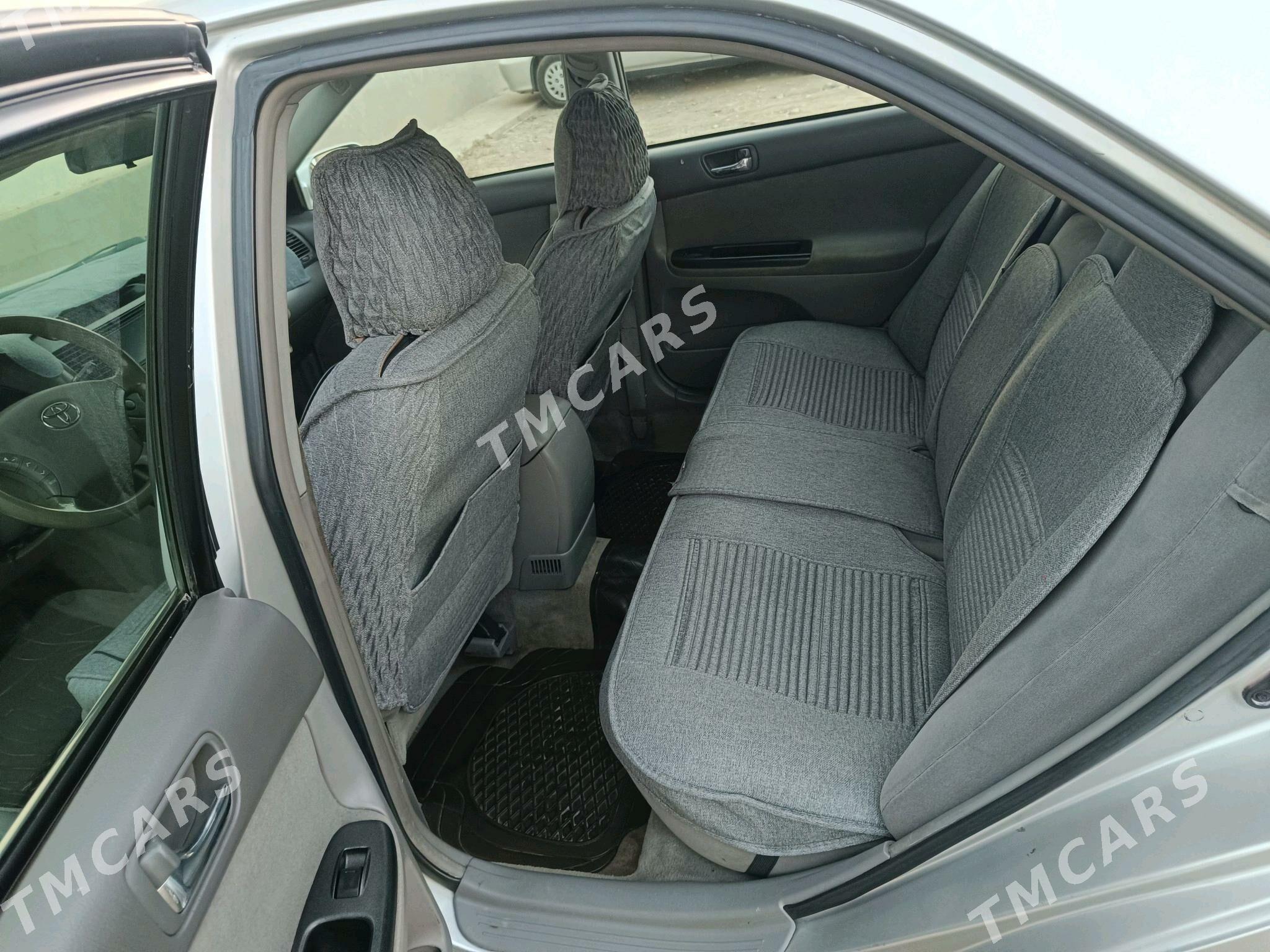 Toyota Camry 2005 - 260 000 TMT - Büzmeýin - img 4