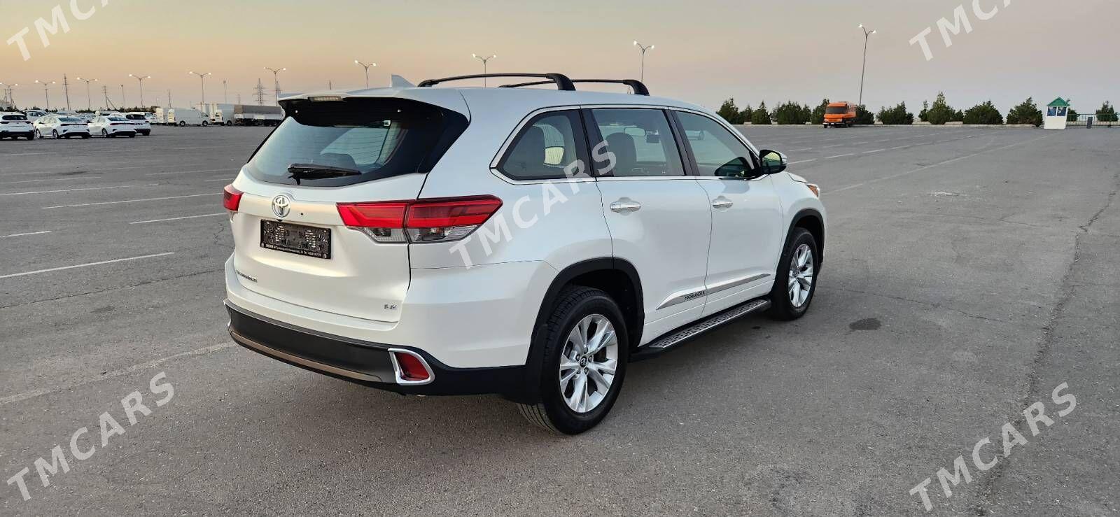 Toyota Highlander 2017 - 423 000 TMT - Aşgabat - img 6