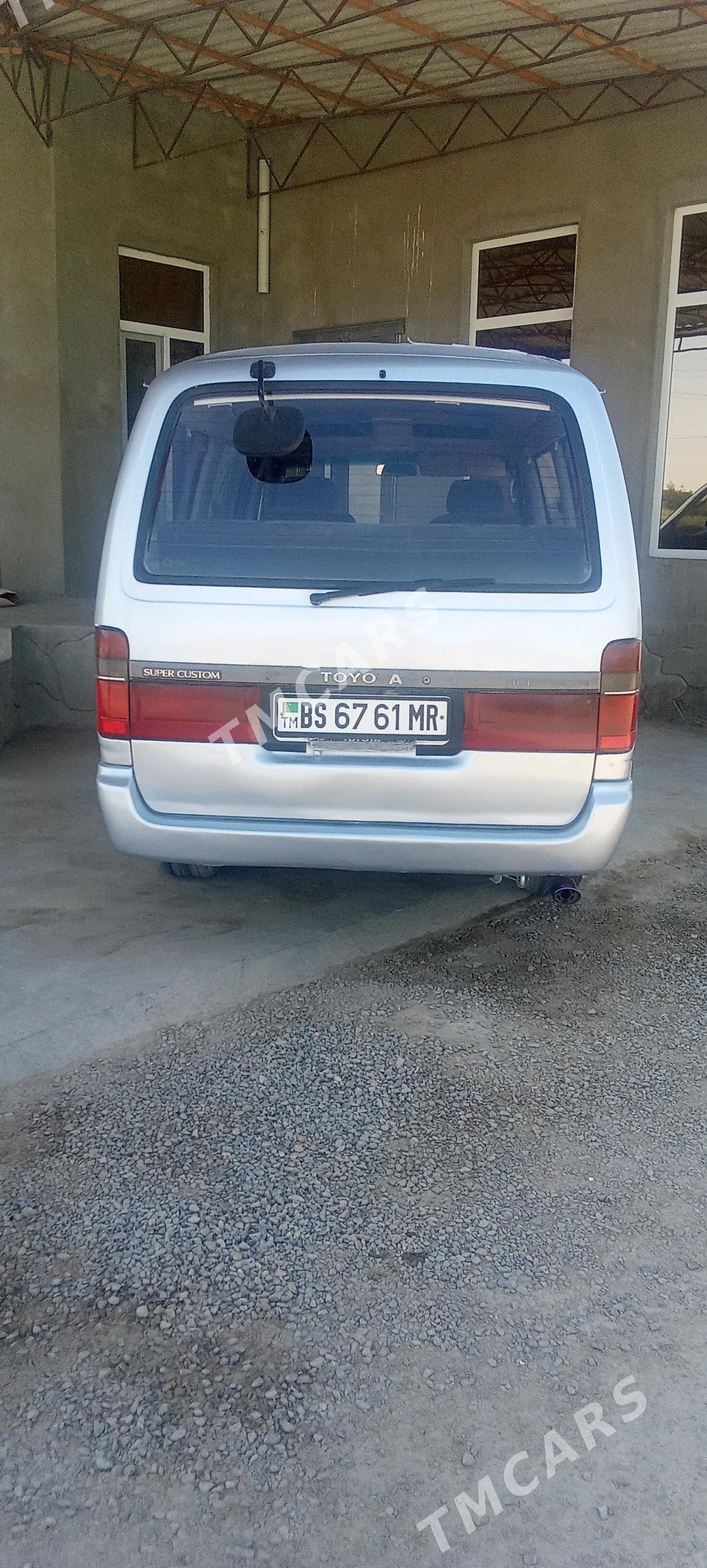 Toyota Hiace 1991 - 75 000 TMT - Мары - img 4