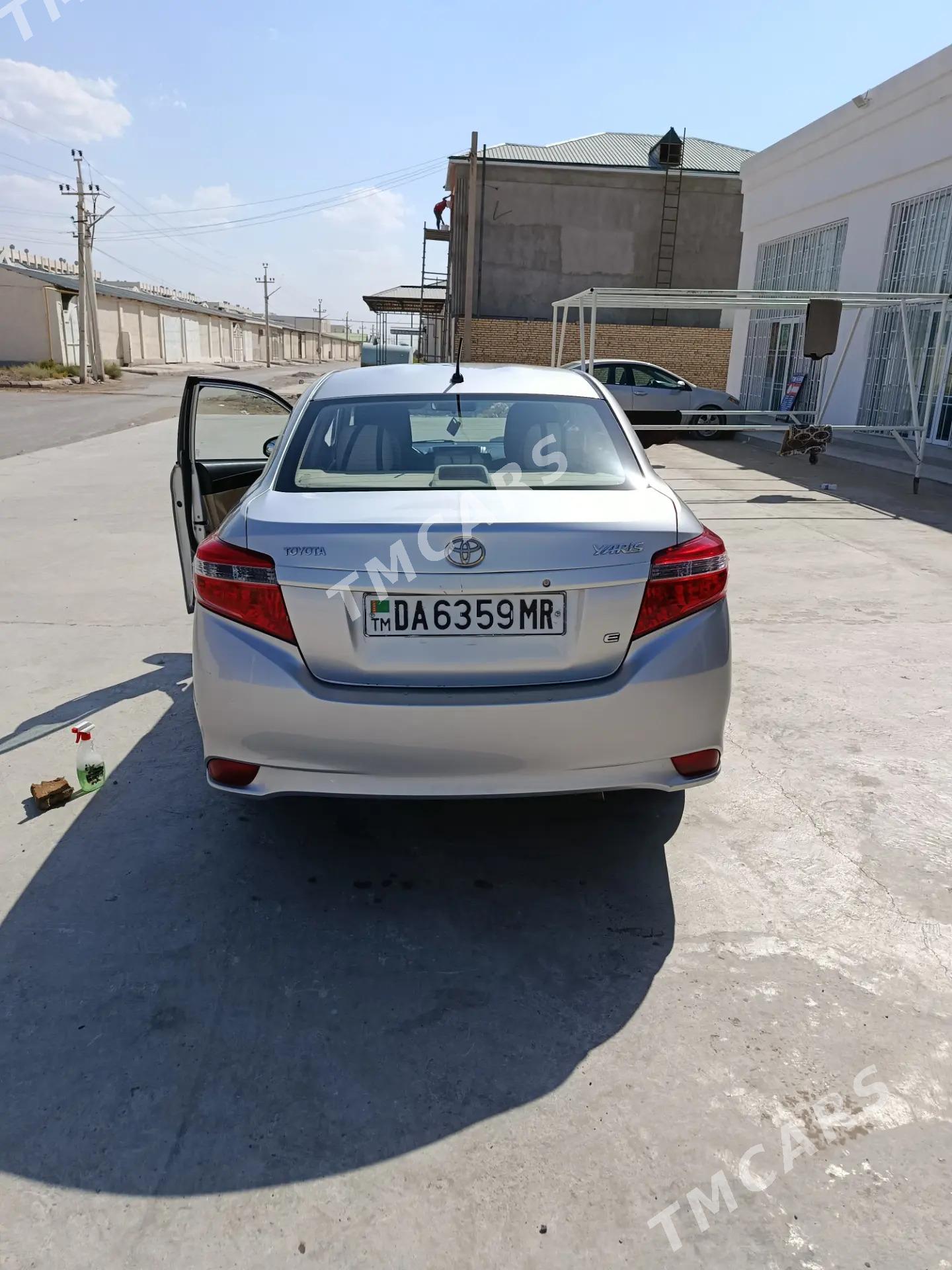 Toyota Yaris 2014 - 155 000 TMT - Türkmenabat - img 4
