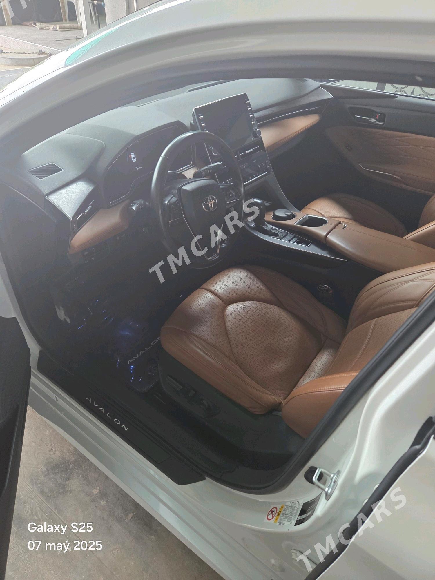 Toyota Avalon 2021 - 650 000 TMT - Gökdepe - img 3