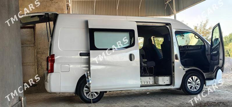 Toyota Hiace 2016 - 320 000 TMT - Мары - img 2