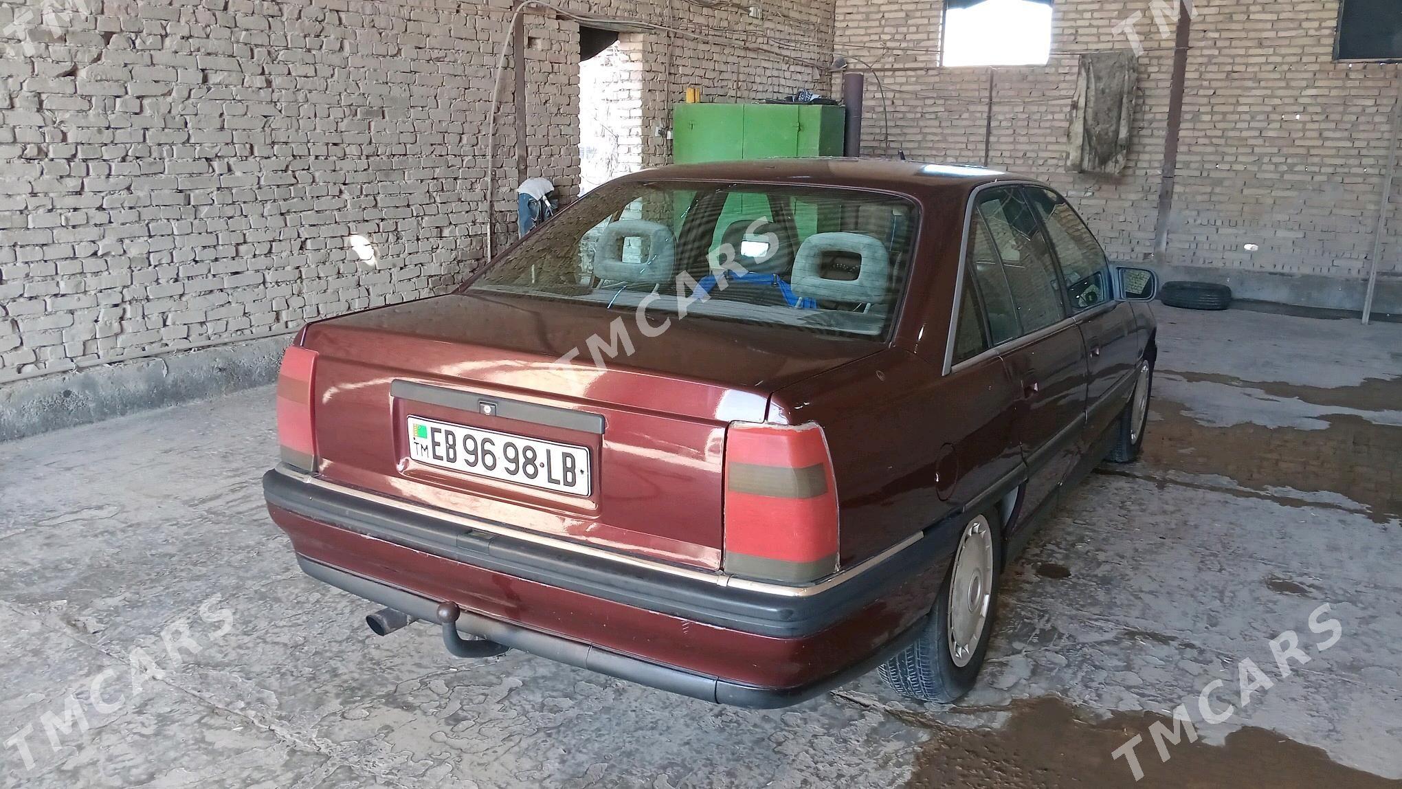 Opel Omega 1991 - 25 000 TMT - Sakar - img 9