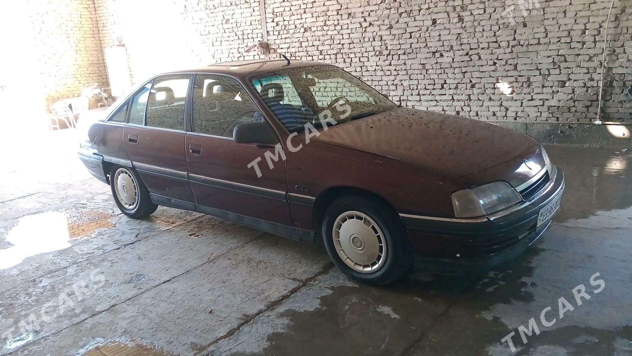 Opel Omega 1991 - 25 000 TMT - Sakar - img 10