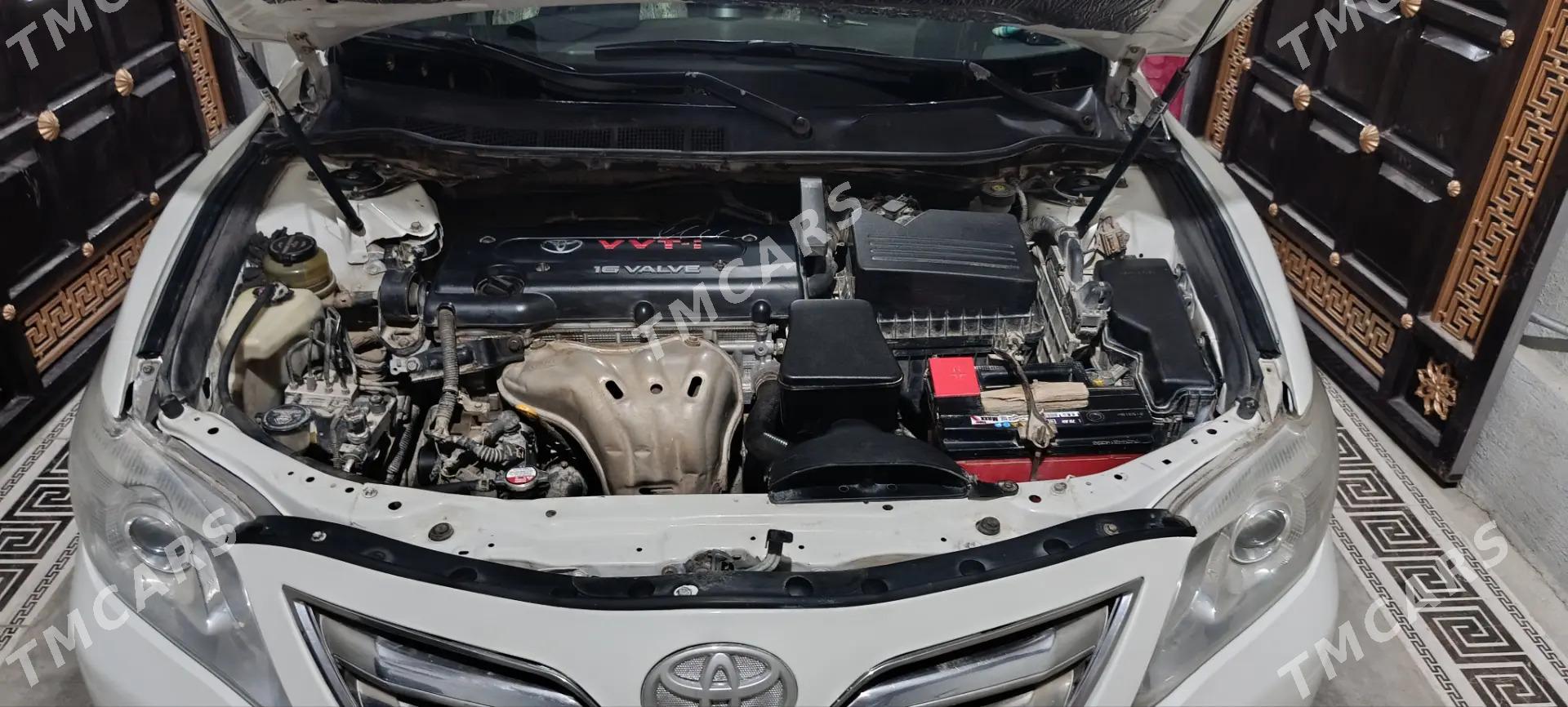 Toyota Camry 2009 - 140 000 TMT - Çärjew - img 5