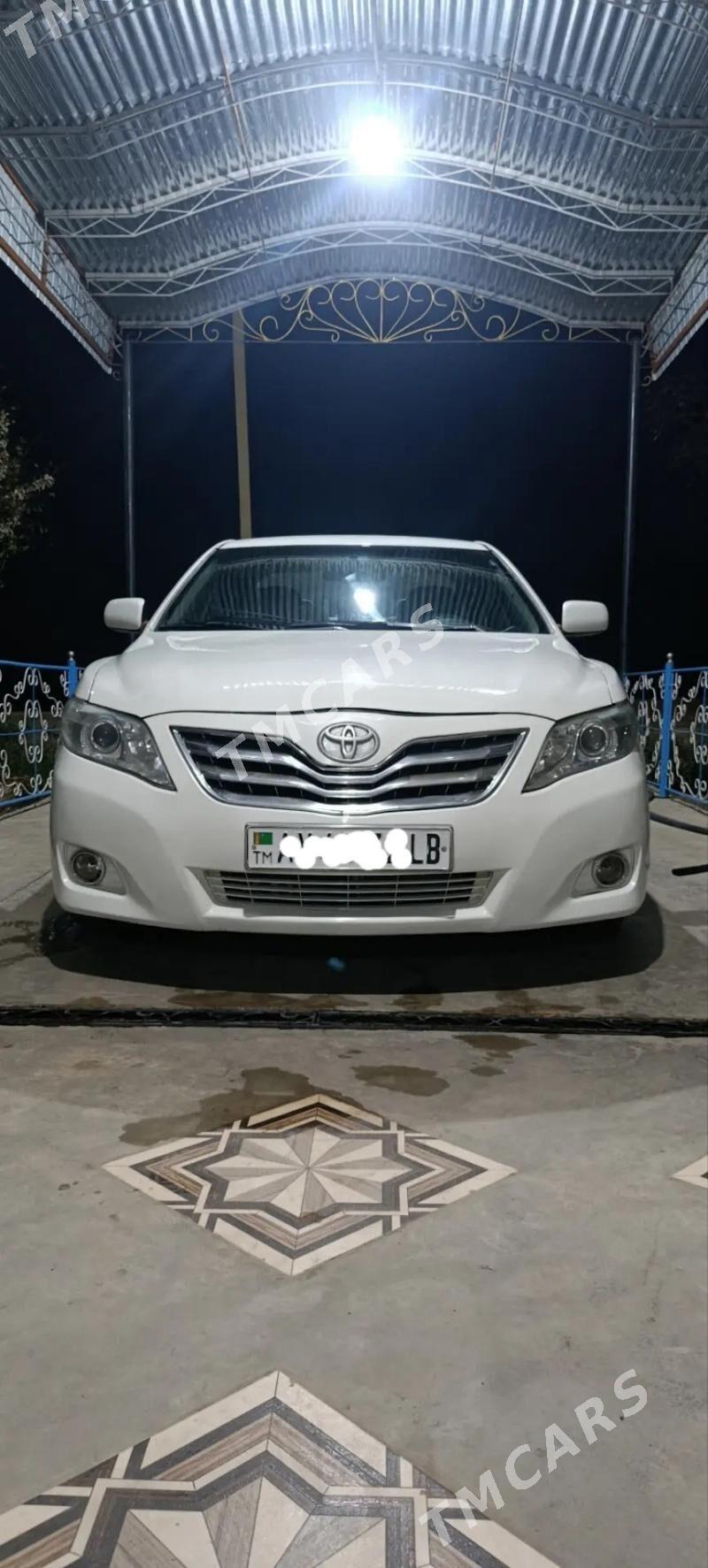 Toyota Camry 2009 - 140 000 TMT - Çärjew - img 2