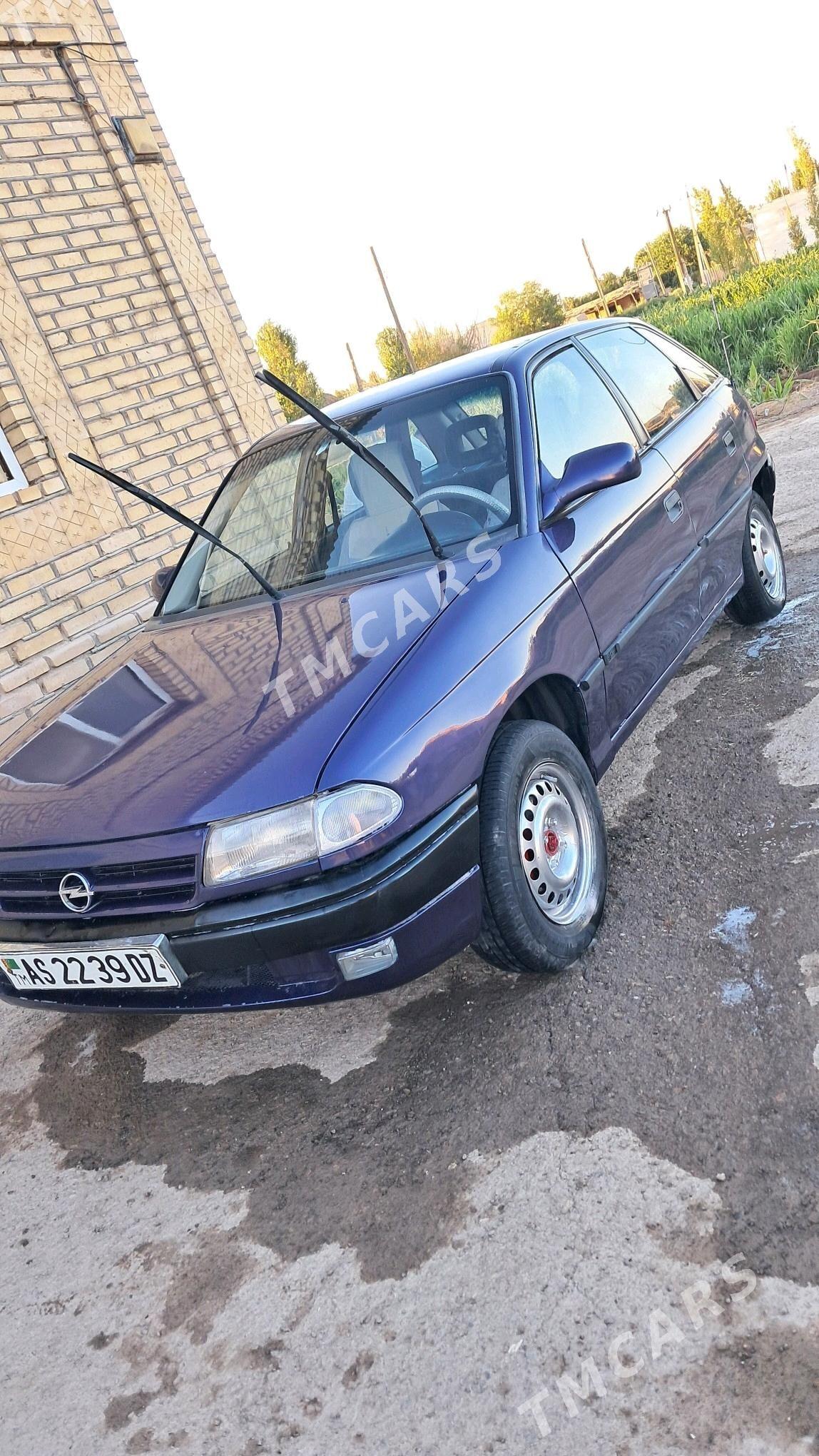 Opel Astra 1993 - 31 000 TMT - Gubadag - img 4