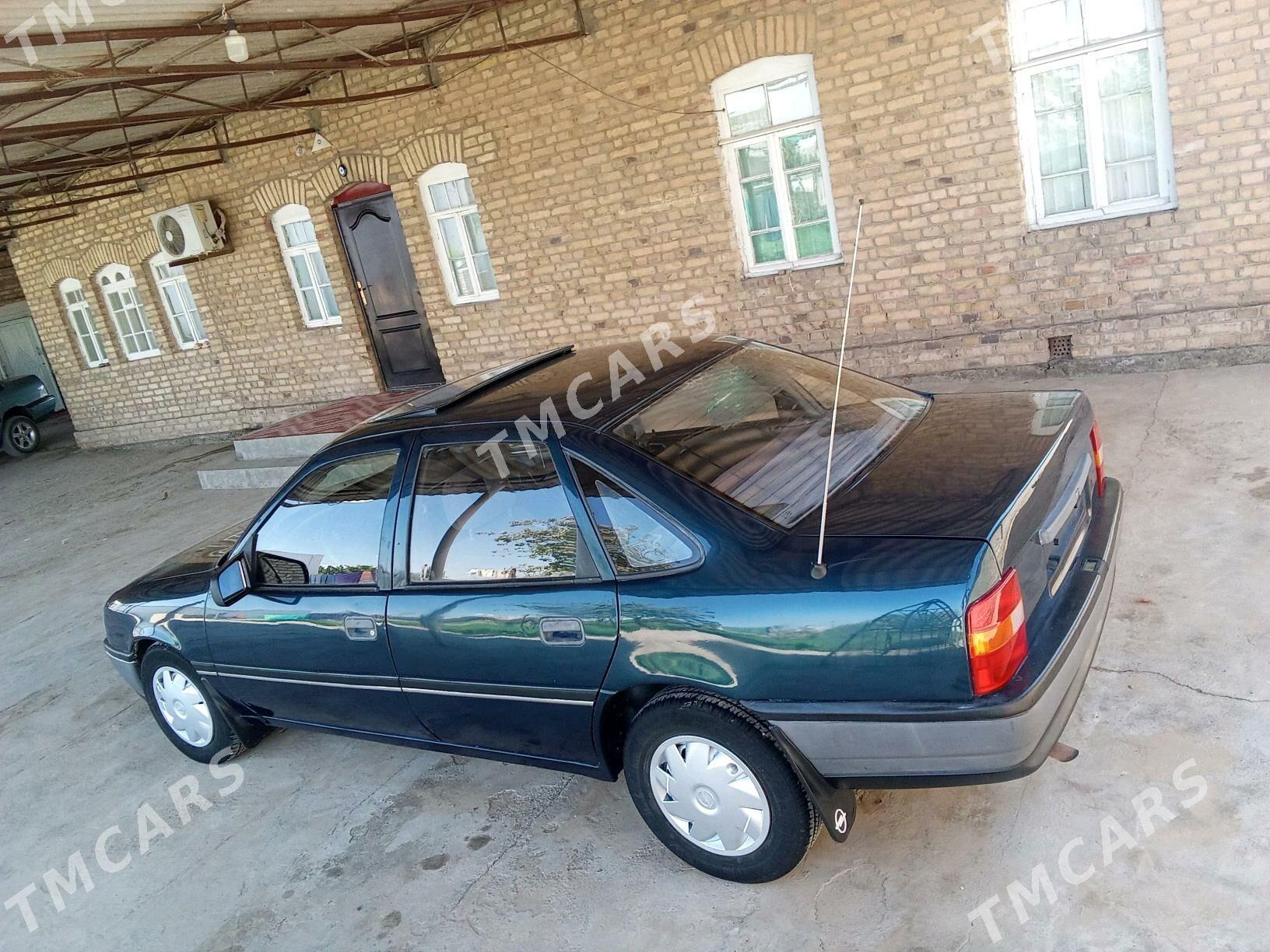 Opel Vectra 1991 - 35 000 TMT - Mary - img 4
