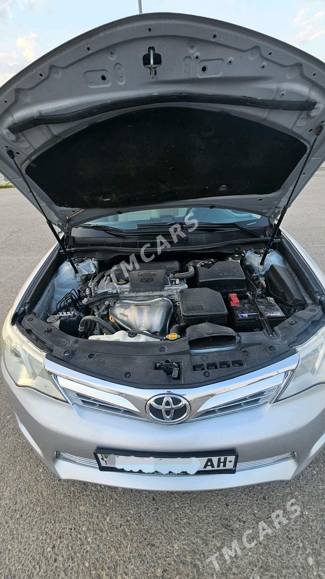 Toyota Camry 2013 - 212 000 TMT - Aşgabat - img 9