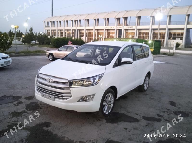 Toyota Innova 2022 - 250 000 TMT - Мары - img 6