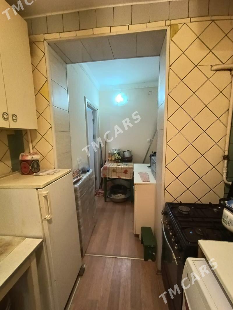 СРОЧНО 9 МКР 3 КОМ 1 ЭТ ДВОР - 9 mkr - img 10