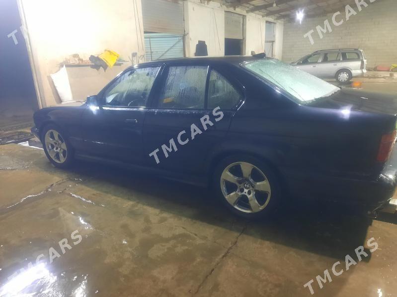 BMW E34 1994 - 65 000 TMT - Дашогуз - img 4