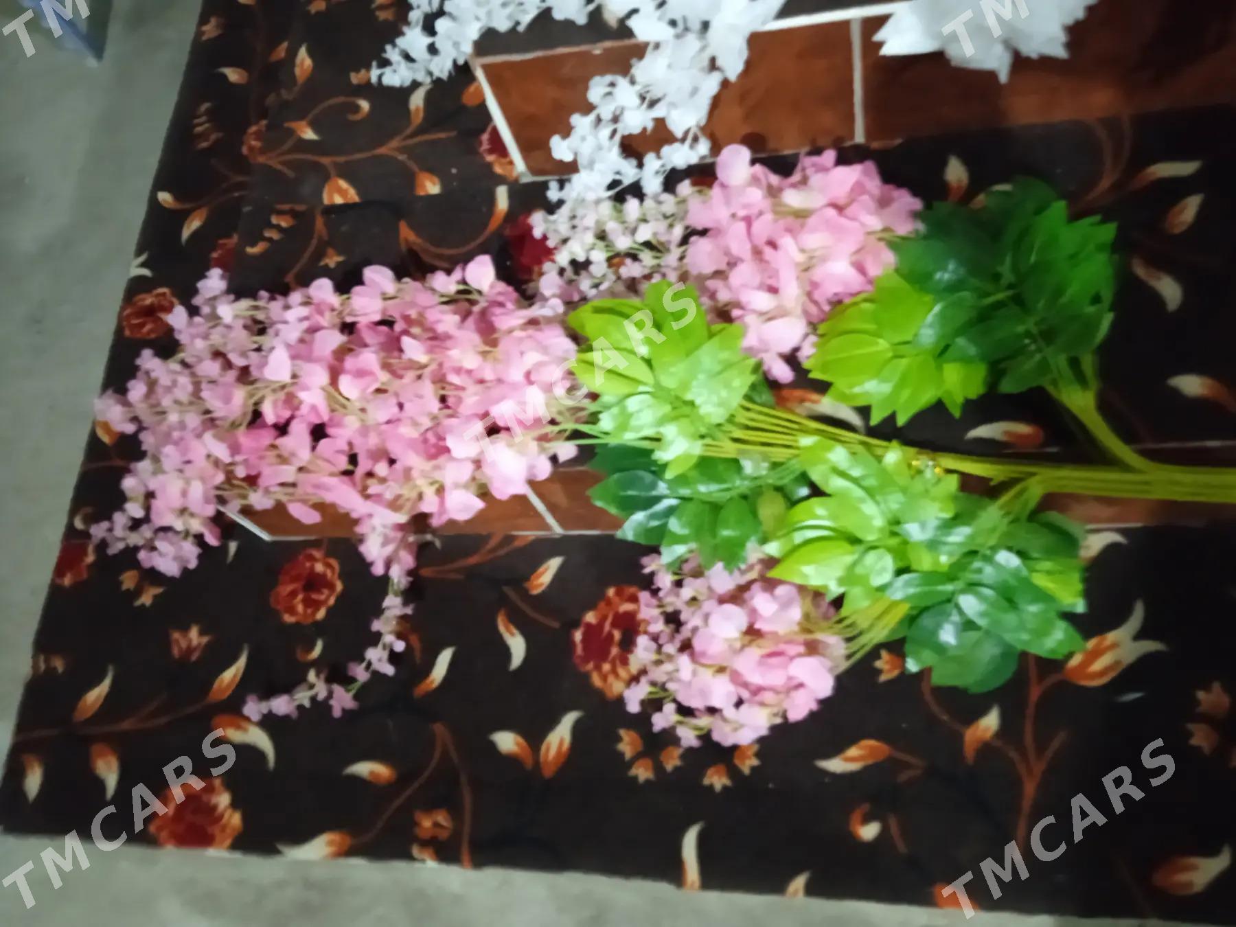 bezeg ucin guller - Сакар - img 3
