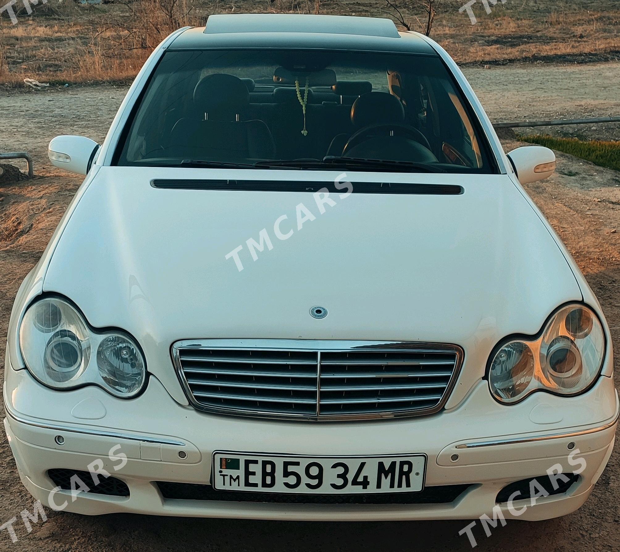 Mercedes-Benz C-Class 2003 - 80 000 TMT - Мары - img 3